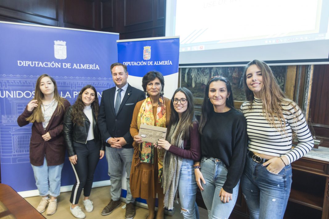 Cinco jóvenes de Macael participan en un programa de intercambio europeo en Polonia